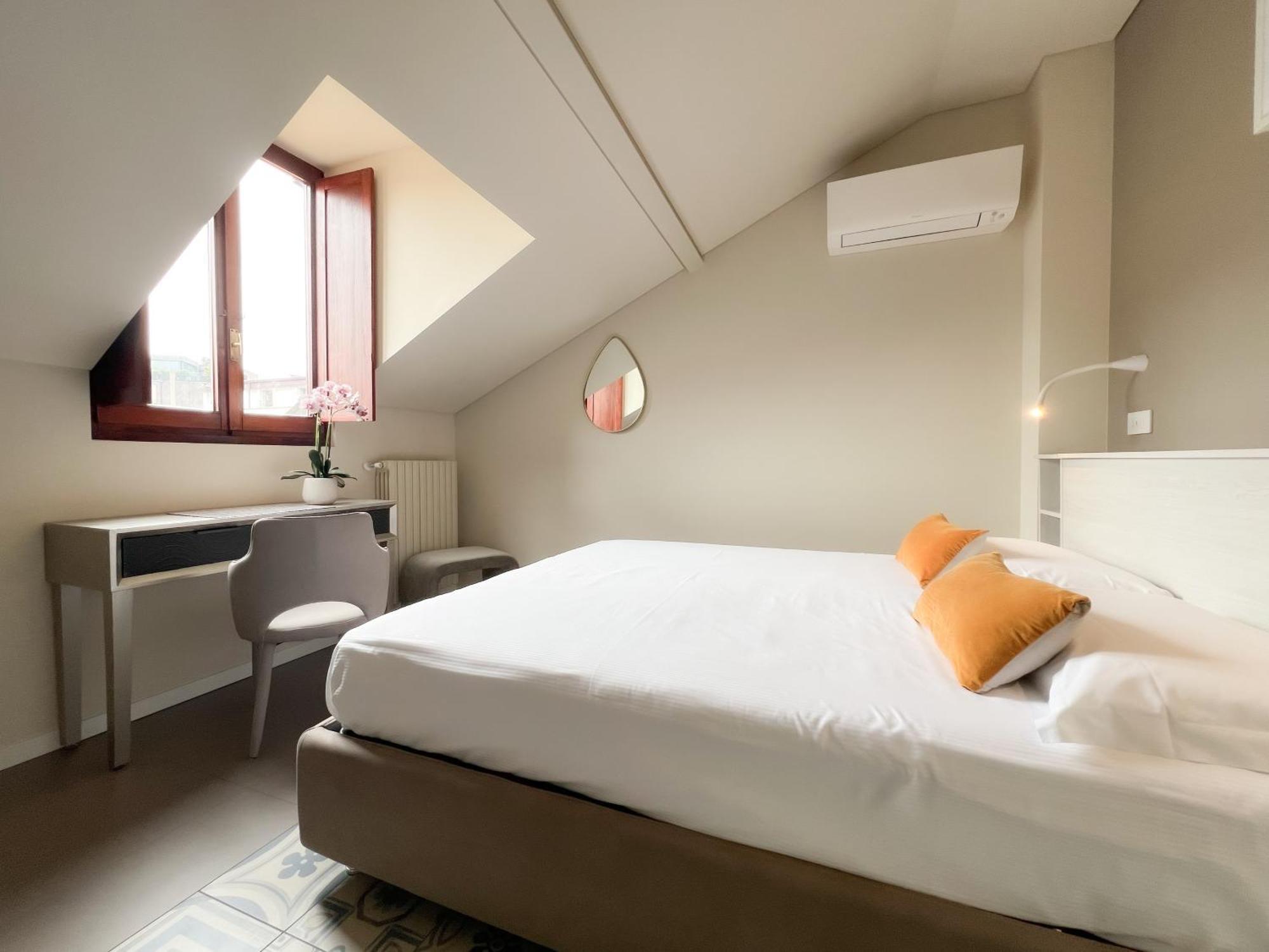 Comecasa 10 Minutes Walk From Duomo 2 Bedroom Apartment Milano Exteriör bild