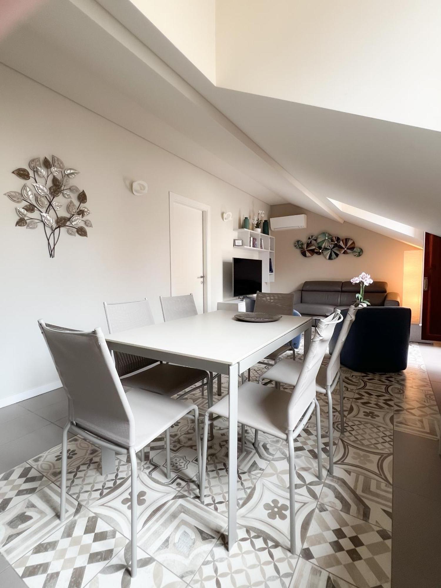 Comecasa 10 Minutes Walk From Duomo 2 Bedroom Apartment Milano Exteriör bild