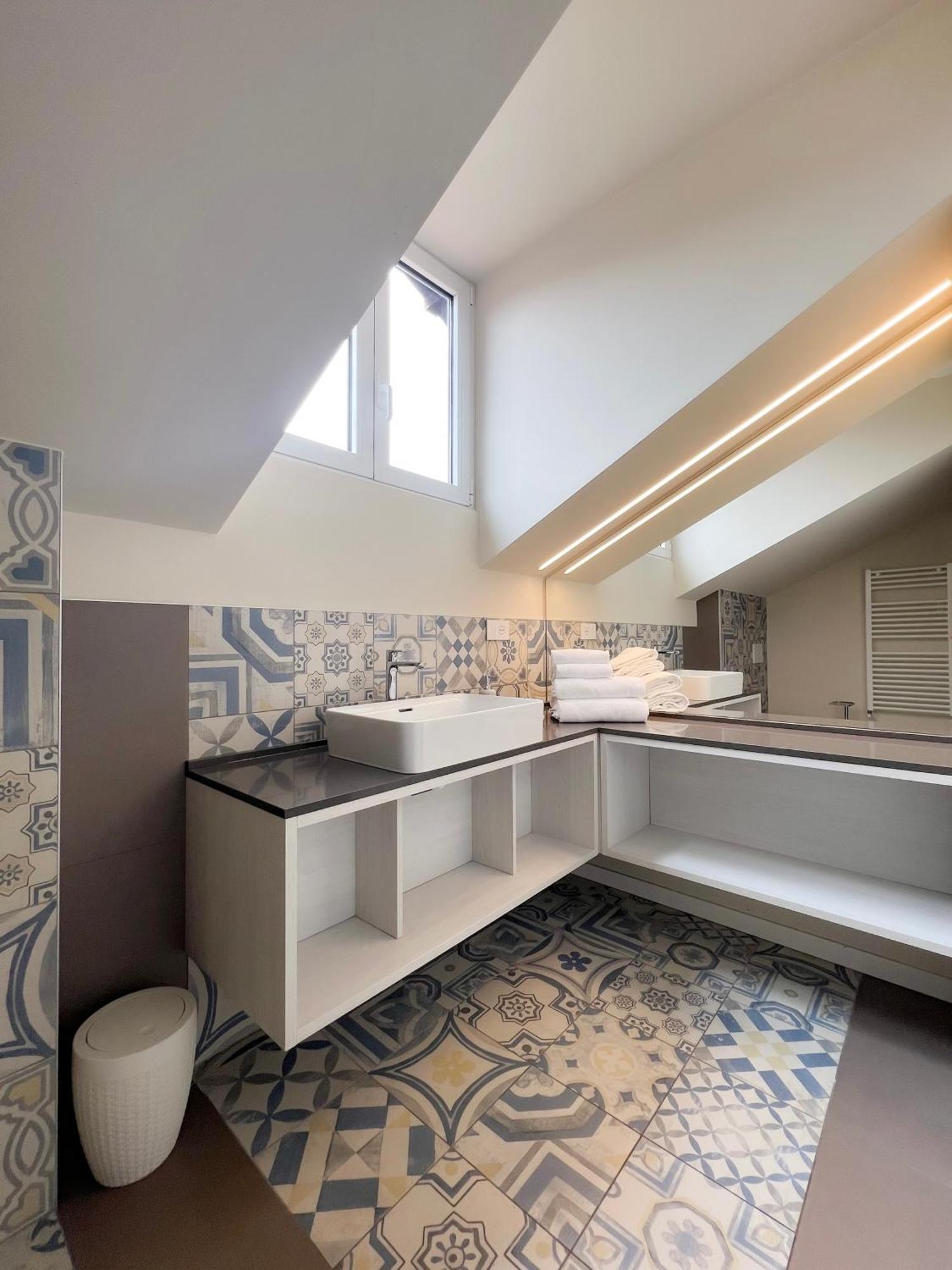 Comecasa 10 Minutes Walk From Duomo 2 Bedroom Apartment Milano Exteriör bild