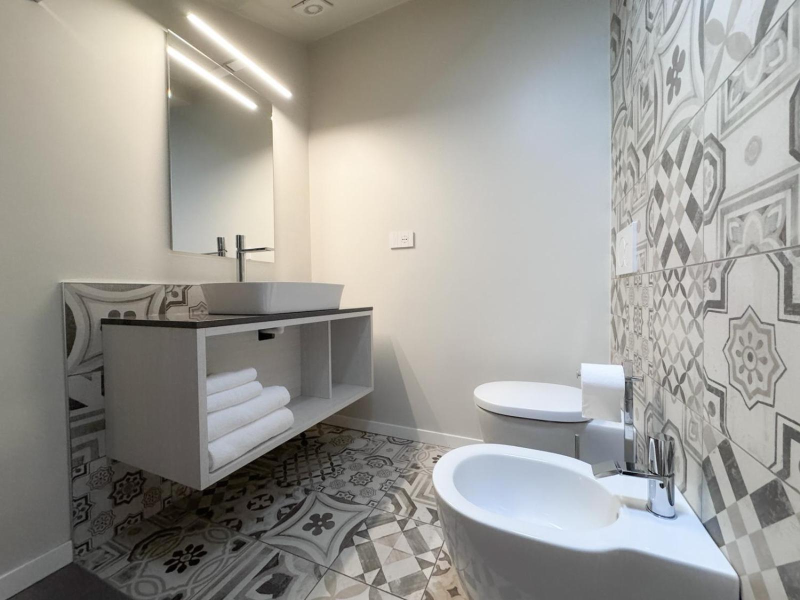 Comecasa 10 Minutes Walk From Duomo 2 Bedroom Apartment Milano Exteriör bild