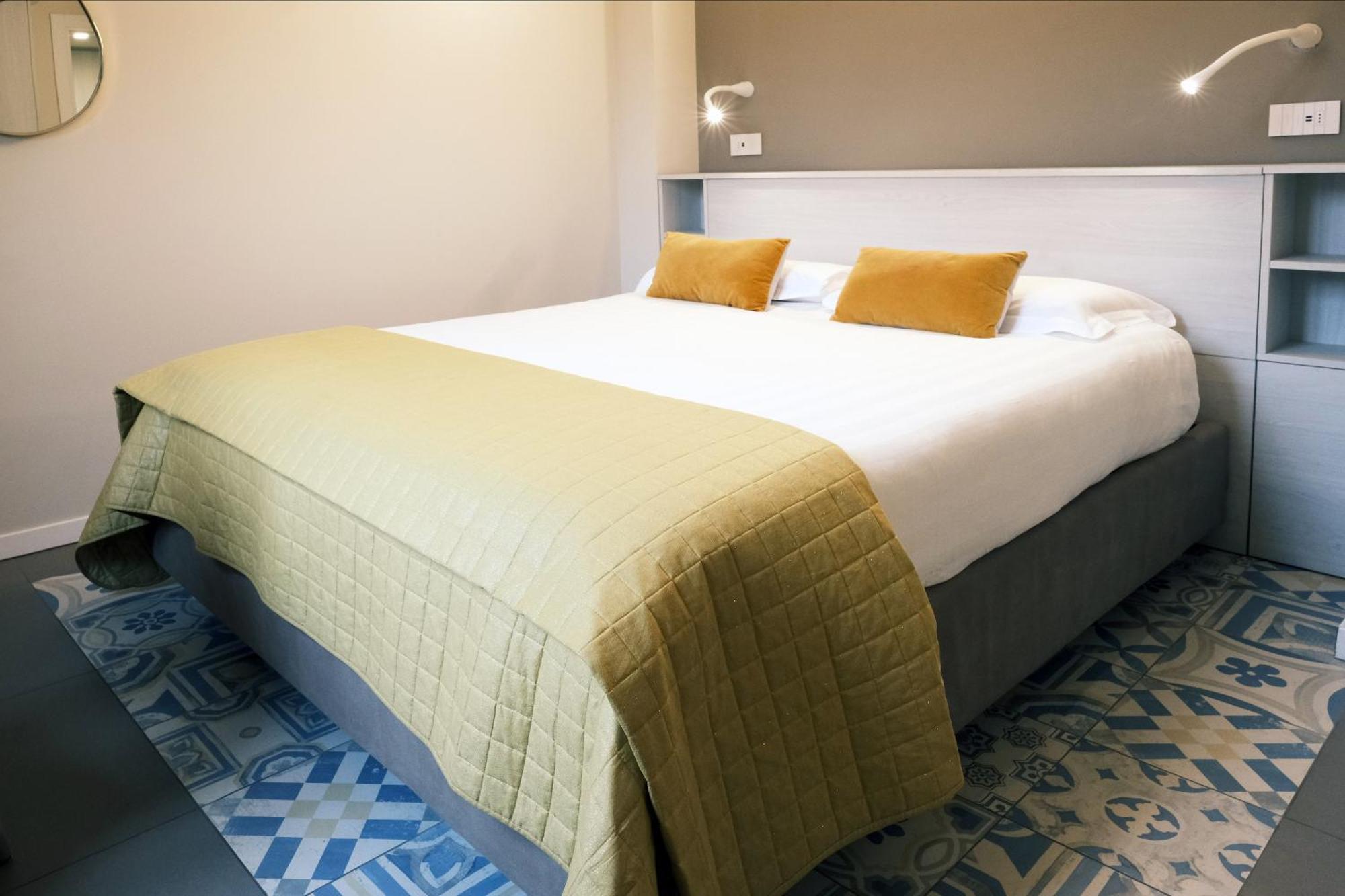 Comecasa 10 Minutes Walk From Duomo 2 Bedroom Apartment Milano Exteriör bild
