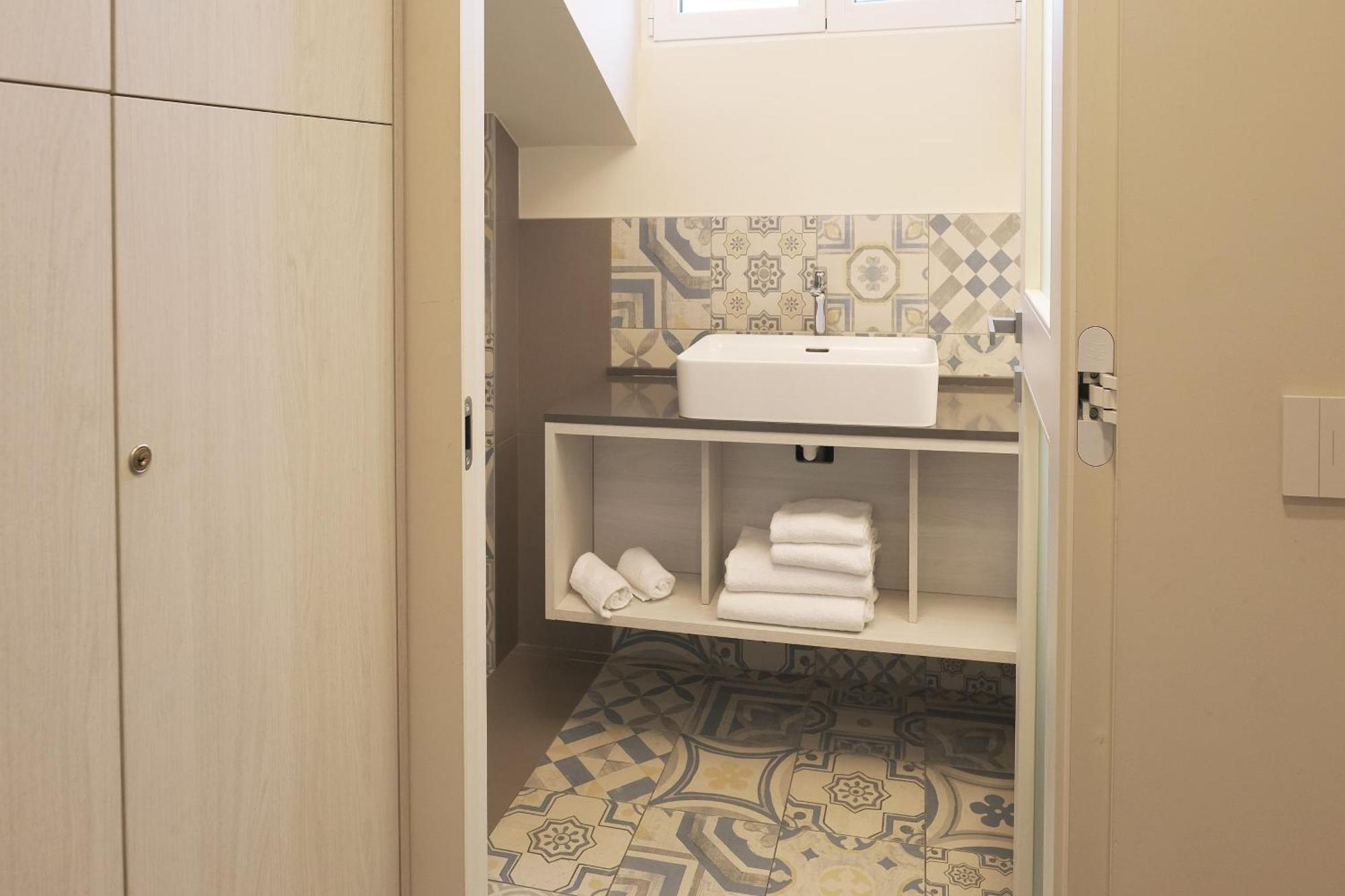 Comecasa 10 Minutes Walk From Duomo 2 Bedroom Apartment Milano Exteriör bild