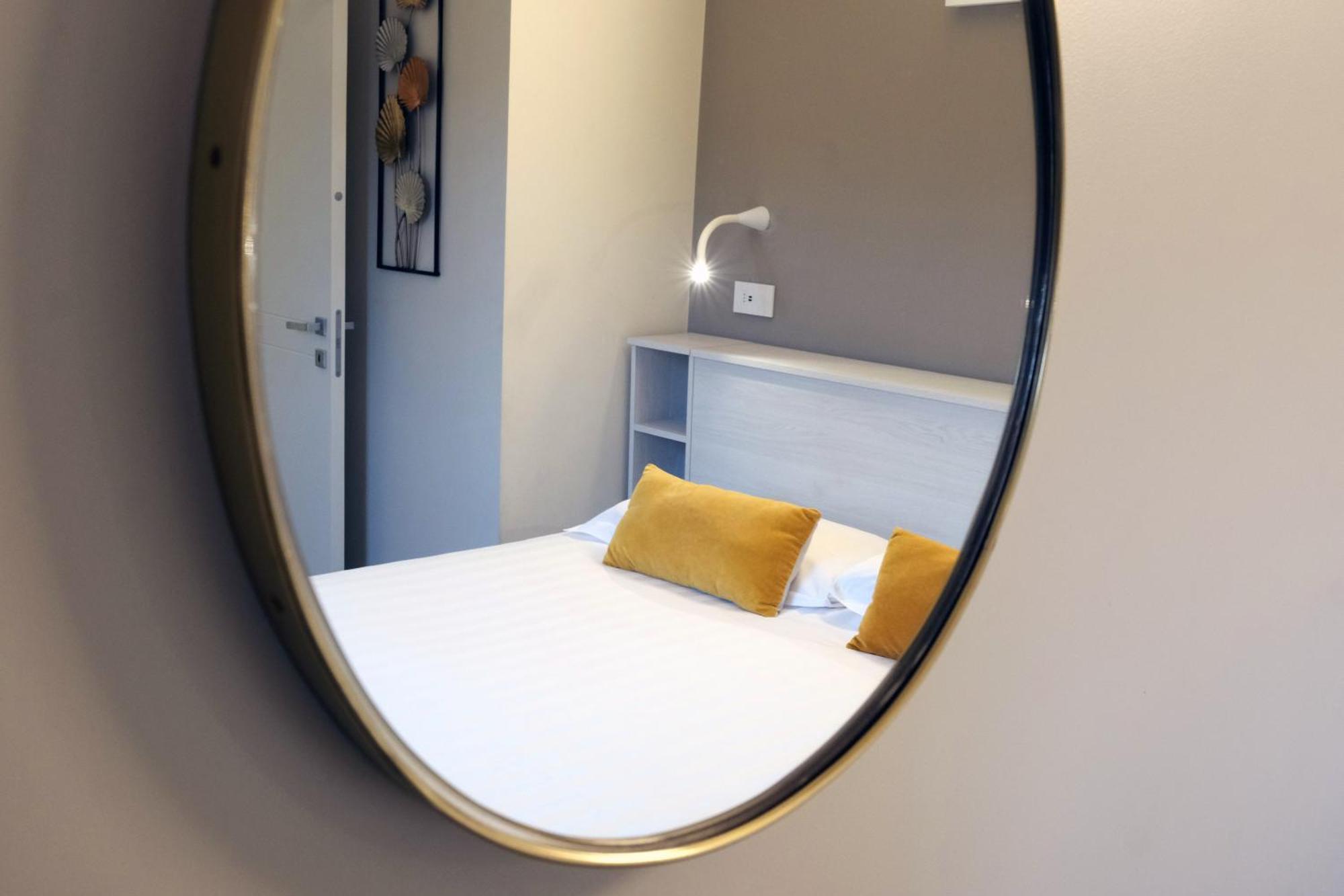 Comecasa 10 Minutes Walk From Duomo 2 Bedroom Apartment Milano Exteriör bild